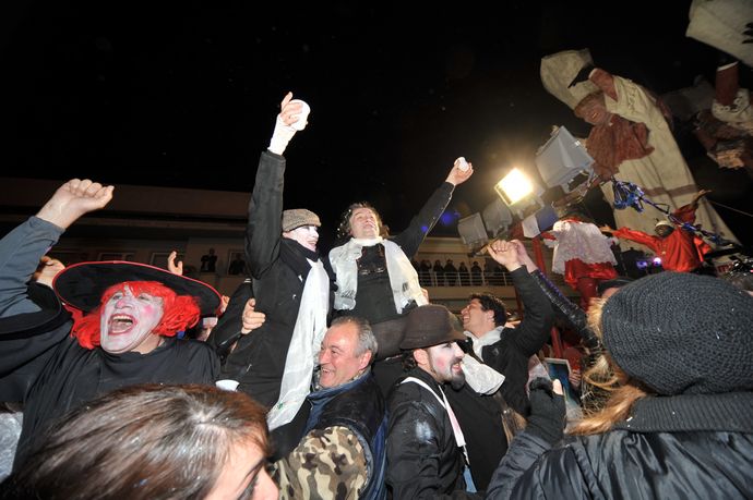 Ingrandisci la foto